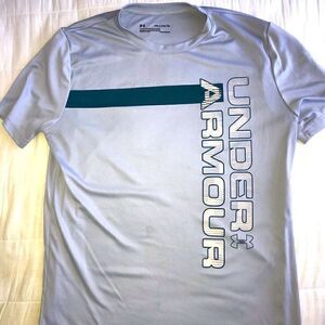 Under Armour boys athletic T-shirt size YXL